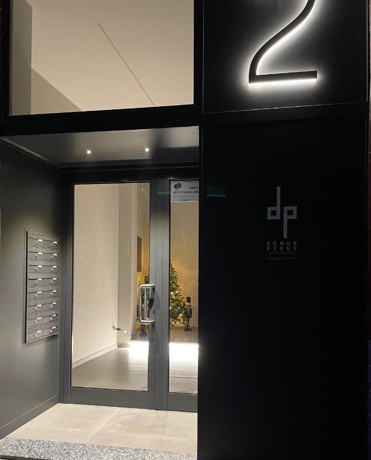 Domus Pyrus Apartments Pero Exterior photo